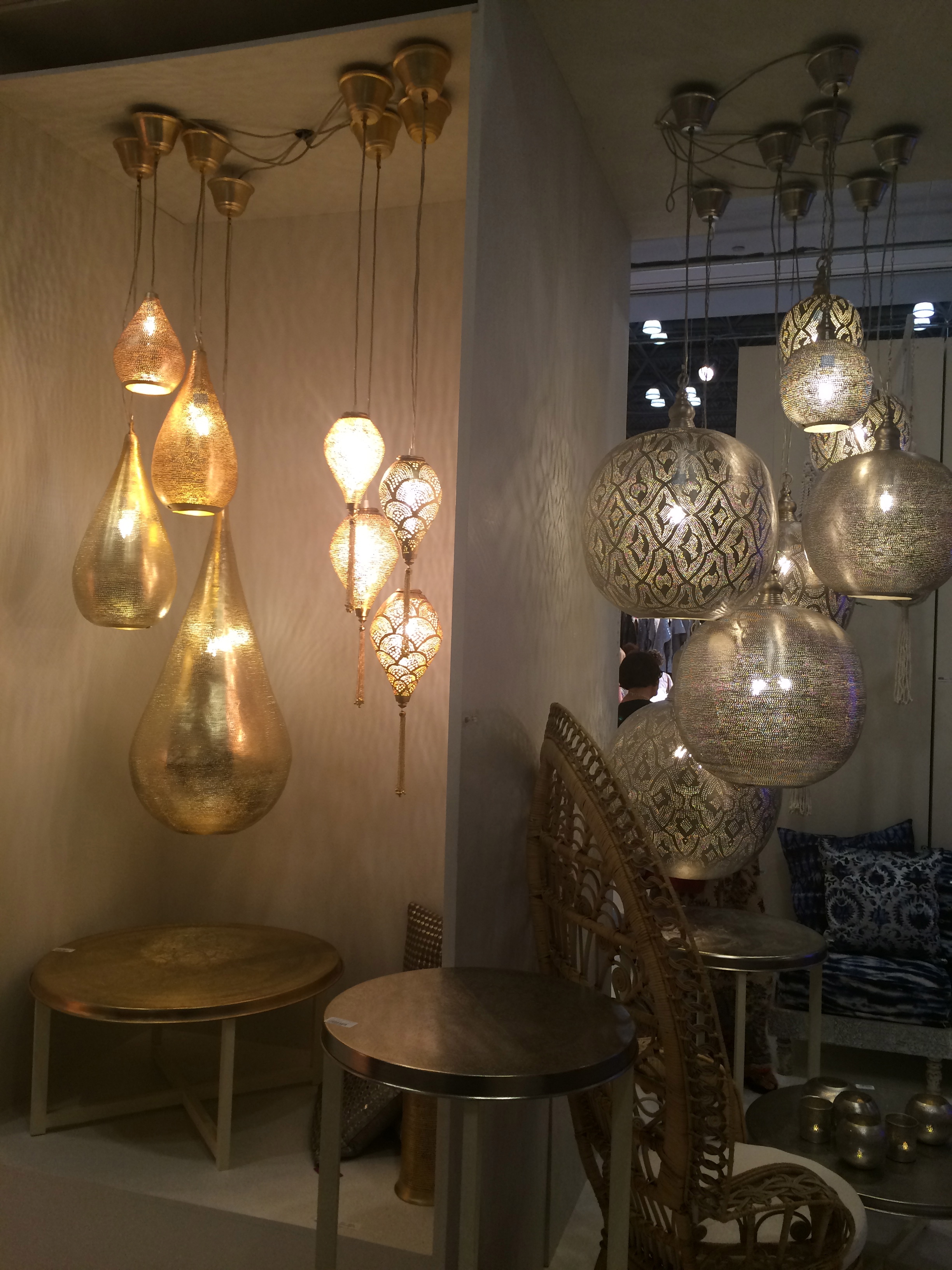 http://amazingspacenyc.com/wp-content/uploads/2015/08/Metallic-Lighting.jpg